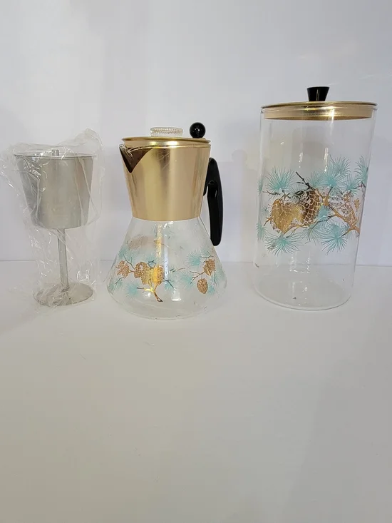 Gold-Accent Glass Coffee Carafe with Pinecone Motif - Clear/Gold - Picture 1 of 6